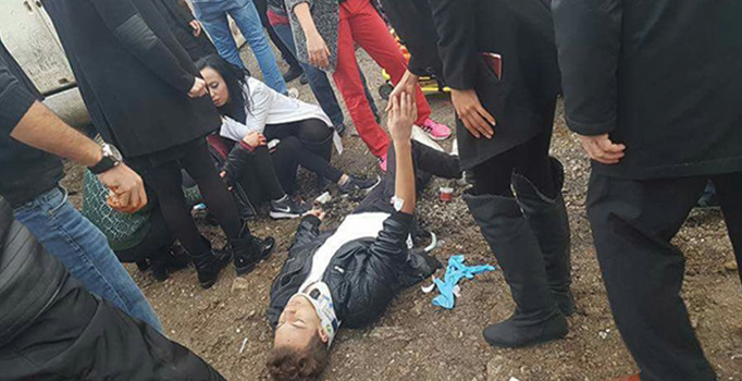 Denizli'de öğrenci servisi devrildi: 24 kişi yaralı