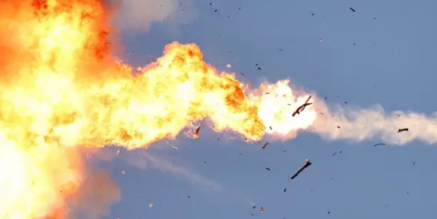 Hizbullah 320 füzeyle bombaladı! İsrail'de 48 saat OHAL ilan etti! Dünya gündemine oturdu