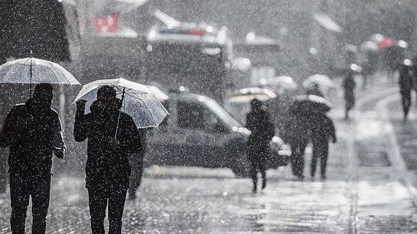 Meteoroloji'den şiddetli yağmur uyarısı geldi