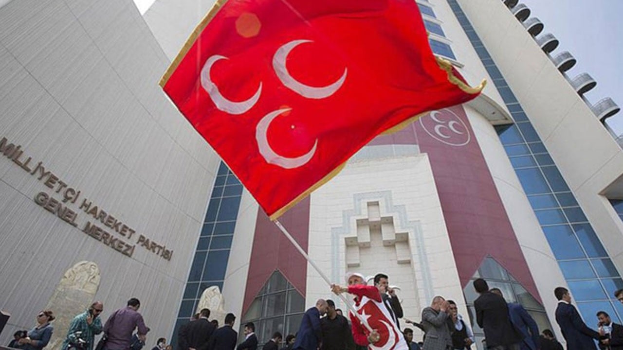 Son dakika! MHP bir il teşkilatını daha feshetti
