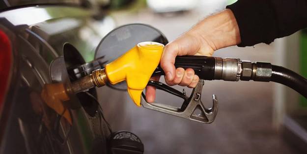 Son dakika! Motorine zam geldi!