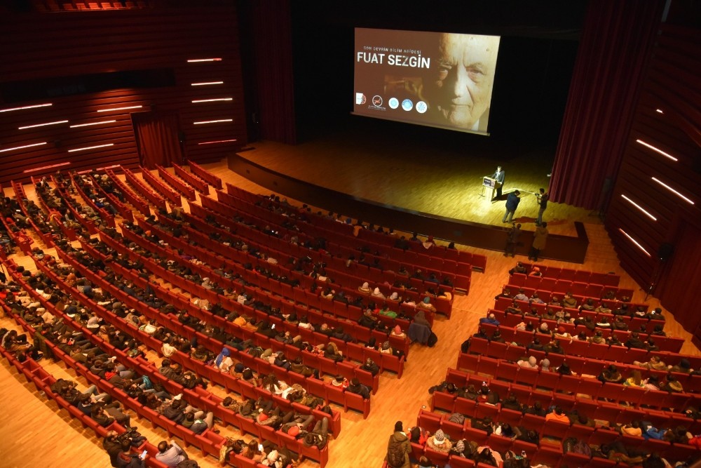 ‘Son Devrin Bilim Abidesi Fuat Sezgin’ belgeselinin galası yapıldı 