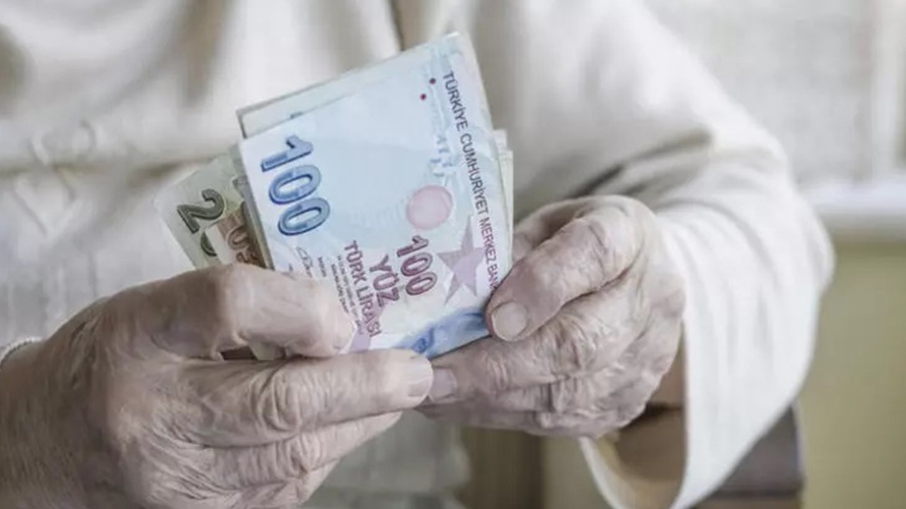 Son rakamlar netleşti! Milyonlarca emekli ve memurun gözü Ocak zammında