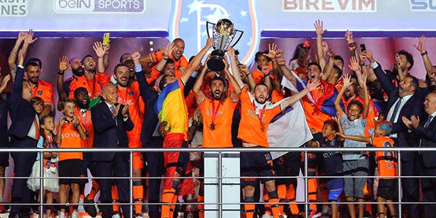 Son şampiyon Başakşehir'de ayrılık