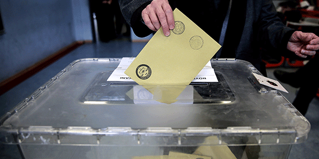 Son seçim anketinde bomba resmen patladı! İşte partilerin oy oranları...