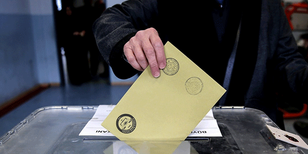 Son seçim anketinde Yeniden Refah Partisi'nden Saadet Partisi'ne büyük şok