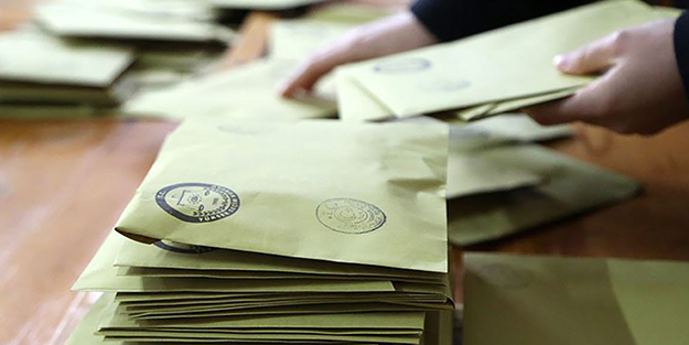 Son seçimi bilen ünlü anketçi duyurdu: AK Parti şu an CHP'nin elindeki o ili kesin kazanacak