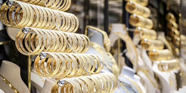 Son tahmin kuyumculardan geldi! 'Hiç görmedim' deyip açıkladı: Gram altın Ekim ayında o rakamı görecek