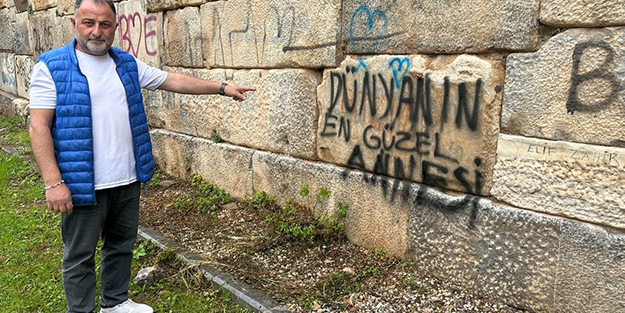 Son verin şu rezalete! 2500 yıllık tarihe bu yapılmaz