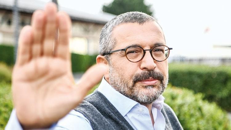 Soner Yalçın'ın hiç ortası yok! Şimdi de neomandacılarla "halay"a durdu! Ayıptır, yazıktır, günahtır