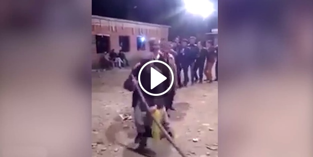 Sopayla halaya yön veren dayılar güldürdü