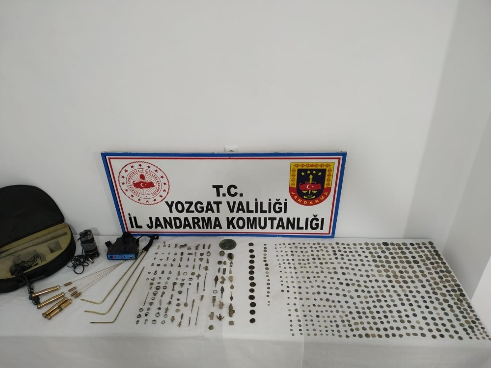 Sorgun’da 698 parça tarihi eser ele geçirildi 