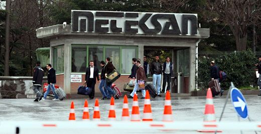 Soruları çalmış, verileri imha etmişler!