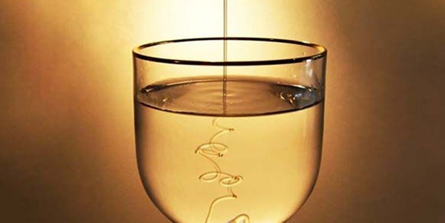 Sorunlarımız bir bardak suya benzer