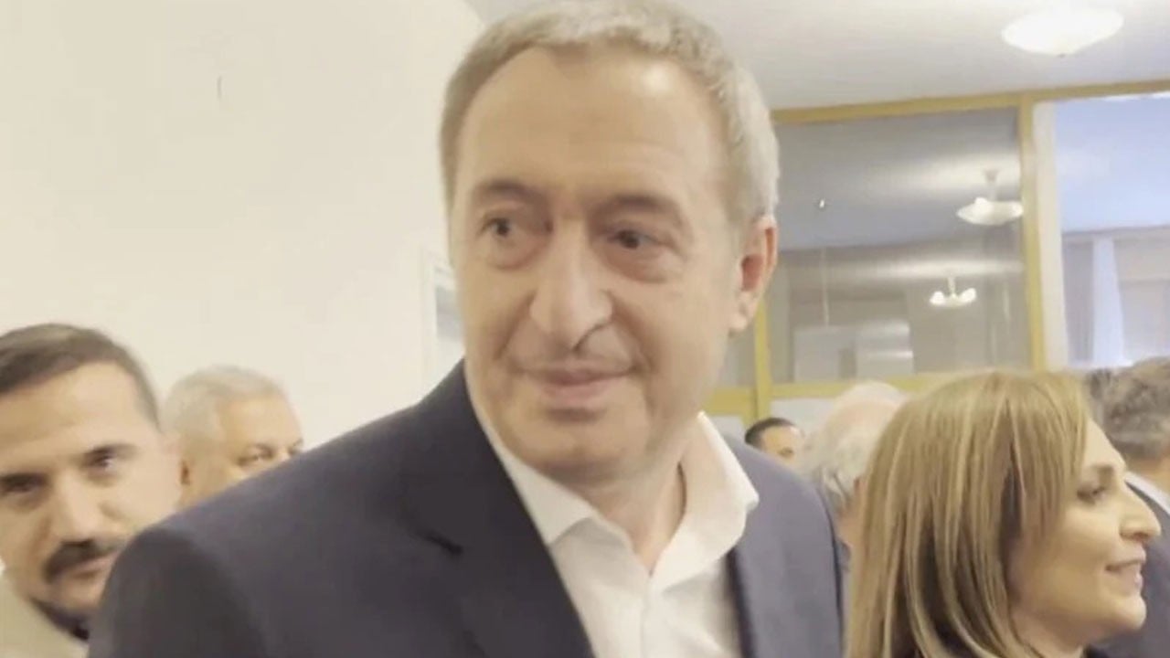 Soruyu duyan Bakırhan dondu kaldı: Özgür Özel ile mi Kılıçdaroğlu’yla mı bayramlaşacaksınız?