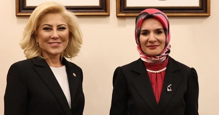 Sosyal devlet vurgusu güçleniyor! İzmir’e yeni personel müjdesi!