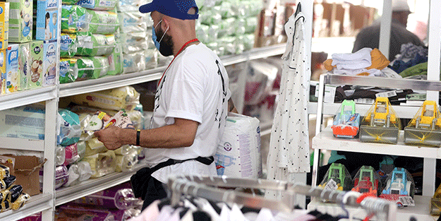 Sosyal market hizmete girdi! Afetzedelere dev hizmet