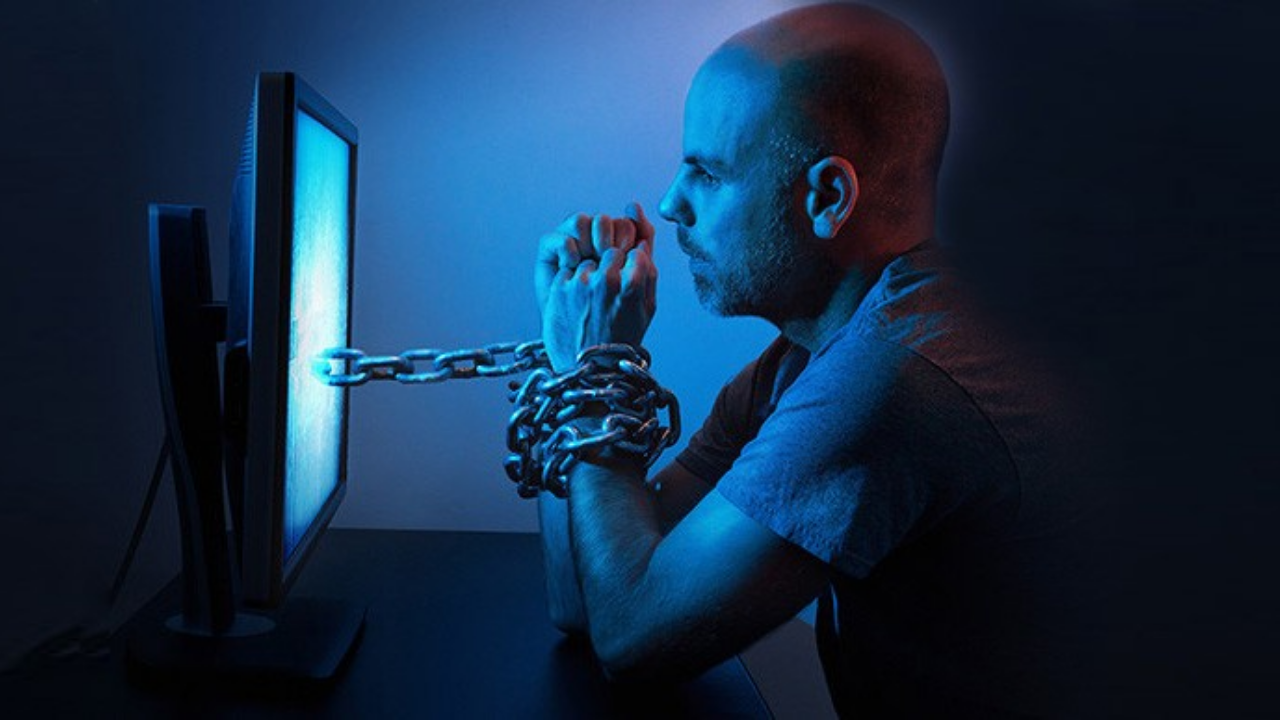 Sosyal medya geldi, mertlik bozuldu! Önce karısını aldı, sonra canını...