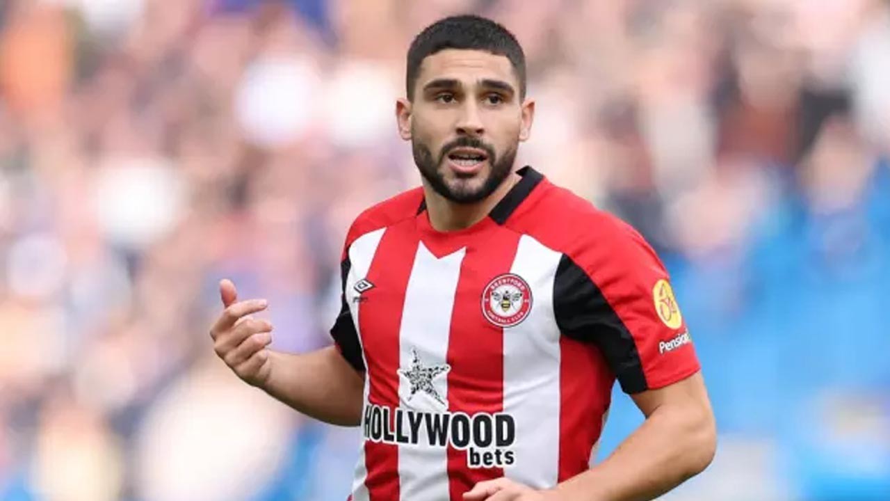 Sosyal medya paylaşımı tepki çekti! Yıldız futbolcu eski takımıyla alay etti