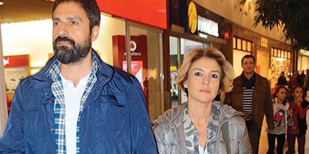 Sosyal medya ünlü çiftin paylaşımlarını konuşuyor!