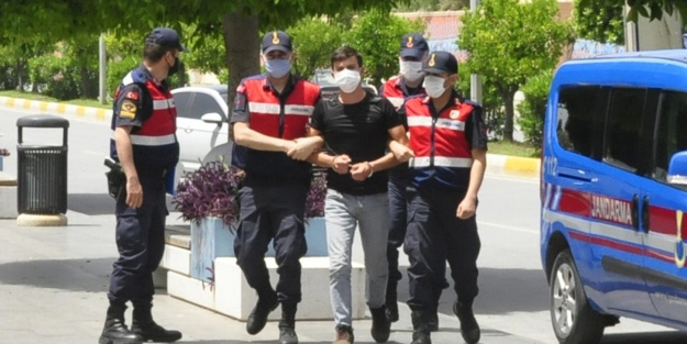 Eşini taciz edeni vurmakla kalmadı! Arabasını da haşat etti