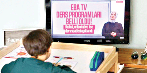 Sosyal medya üzerinden verilen derslere dikkat!