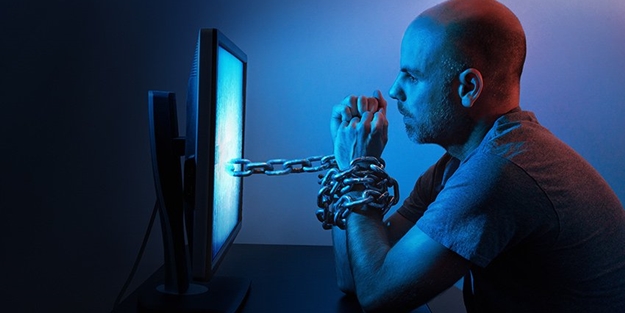 Sosyal medya vatandaşı teslim aldı!