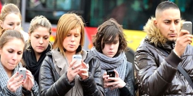 Sosyal medya yalnızlaştırıyor