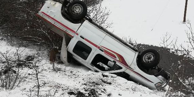Sosyal medyada canlı yayındayken kaza yaptılar