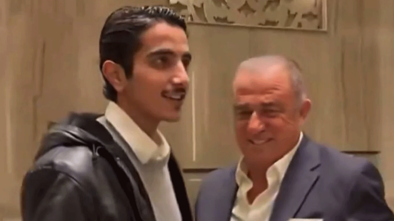 Sosyal medyada gündem oldu! Fatih Terim'i gören genç başkan espriyi patlattı