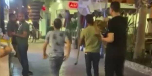 Sosyal medyada gündem olmuştu! Sokakta aslanla gezen 3 kişi tutuklandı