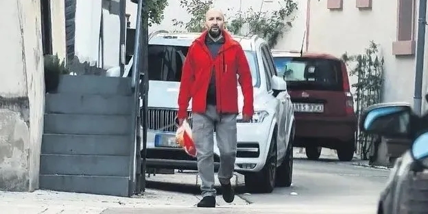 Sosyal medyada 'muhalif görünümlü hesap' oyunu! FETÖ’nün Goebbels’inin köstebeği deşifre oldu