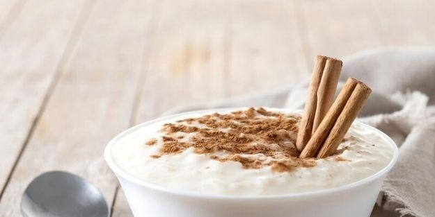 Sosyal medyada trend! Pratik: Tatlı krizi gelirse bir kurtarıcı, muhallebi tatlısı!