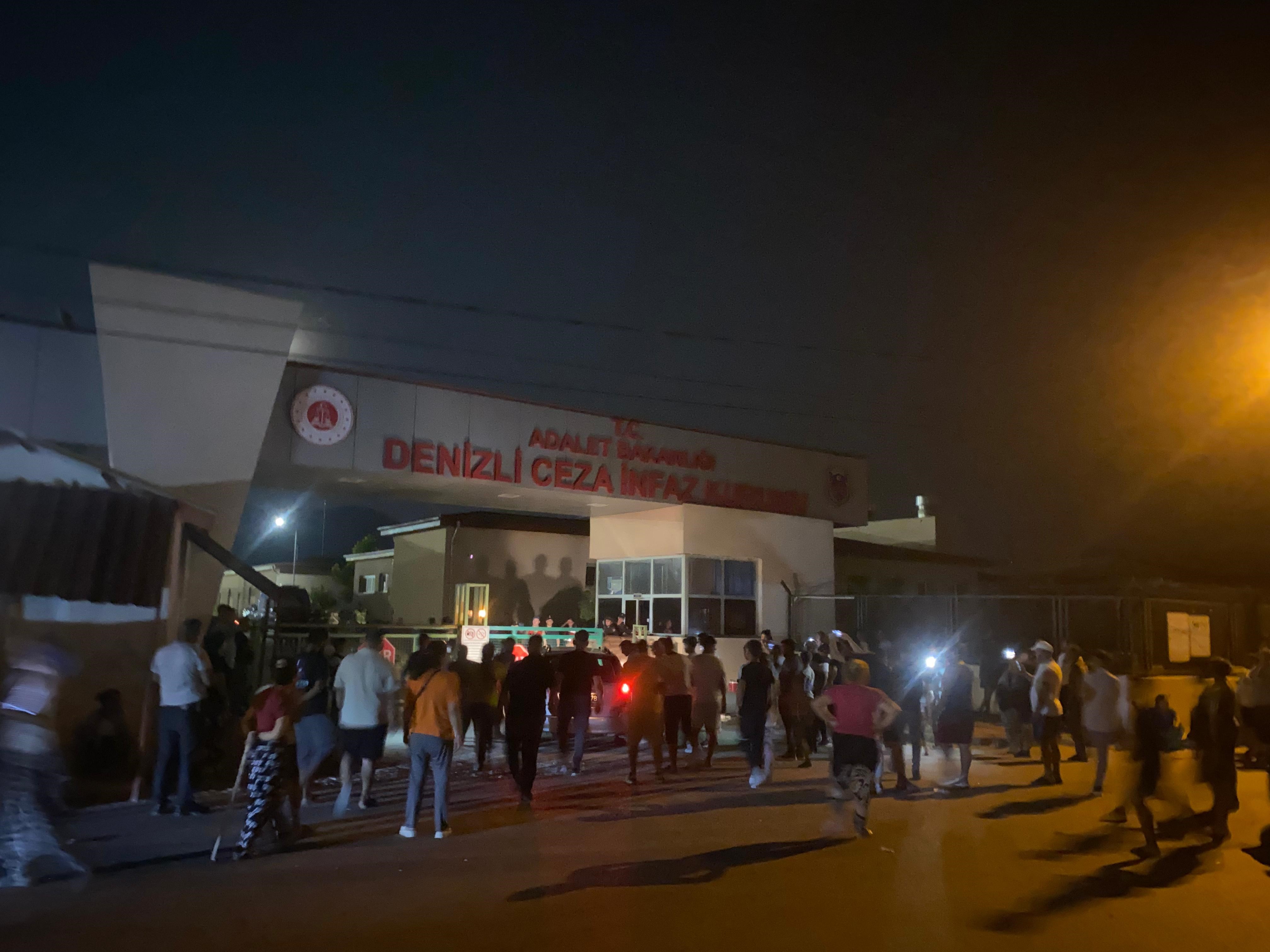 Sosyal medyada yayılan ölüm haberleri tutuklu yakınlarını tedirgin etti