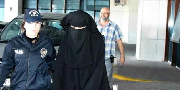 Sosyal medyadan Aile Bakanı Selçuk'a gönderme: Ey bacım yanındayız