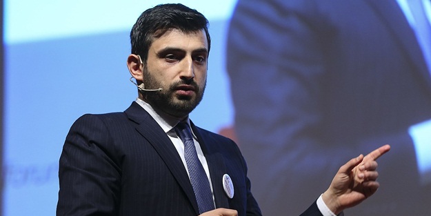 Sosyal medyadan duyurdu! Selçuk Bayraktar'dan Whatsapp kararı