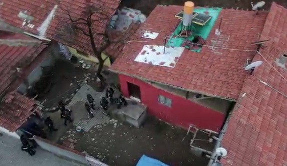 Sosyal medyadan uyuşturucu satışına 81 ilde operasyon: 162 gözaltı 