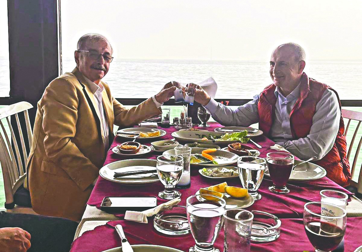 Sosyal tesisler meyhane gibi! CHP’li belediyeler ayyaşların emrinde