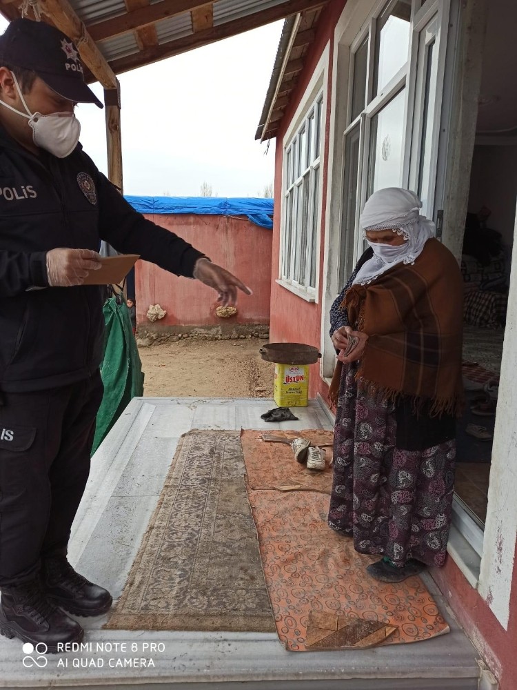 Sosyal yardım evlere teslim edilmeye başlandı 