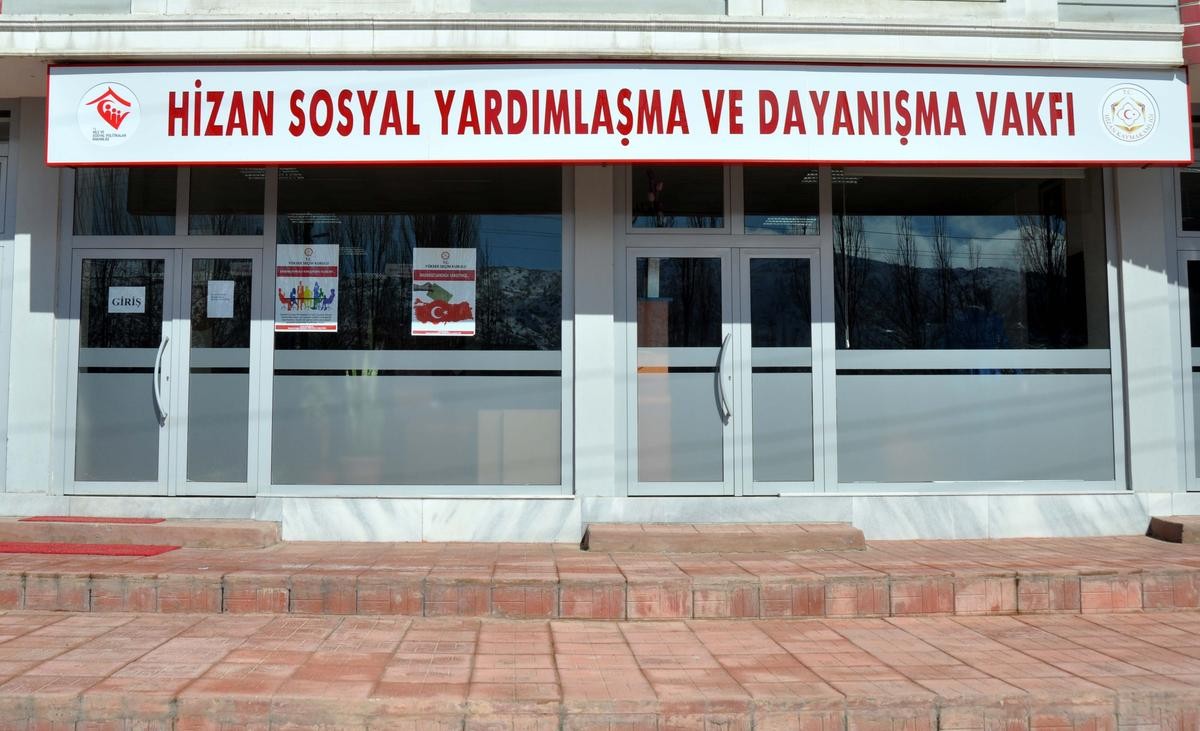 Sosyal Yardımlaşma Vakfı, 300 aileye 300 adet gıda paketi dağıtacak