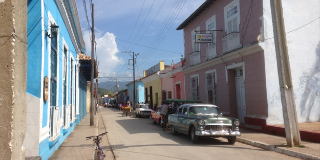 Sosyalist Küba'dan ilginç karar