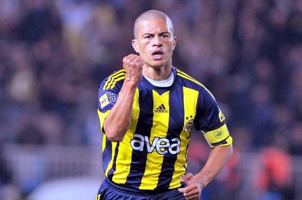 Souza'dan Arda Turan'a özel tebrik