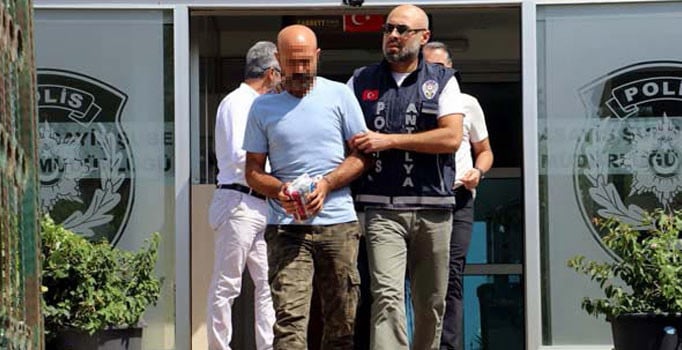 Soyguncuları sevgili itirafı yaktı
