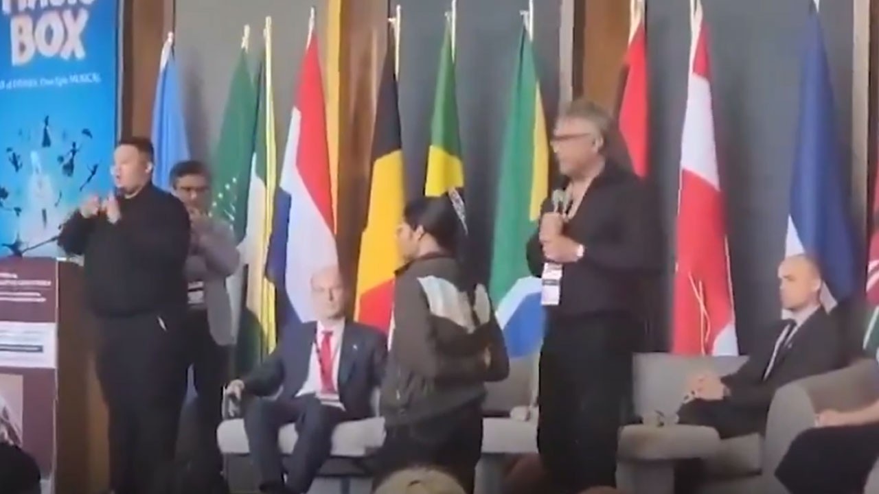 Soykırım destekçiliği her zaman kara leke olarak alınlarında kalacak! Alman büyükelçi, konferanstan kovuldu!