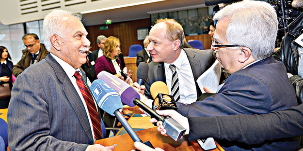 ‘Soykırım yalanı Fransa’da tarih oldu’