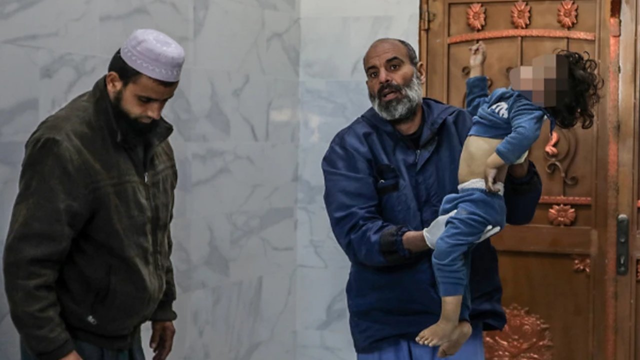 Soykırımcı İsrail, 10'u çocuk 28 kişiyi katletti