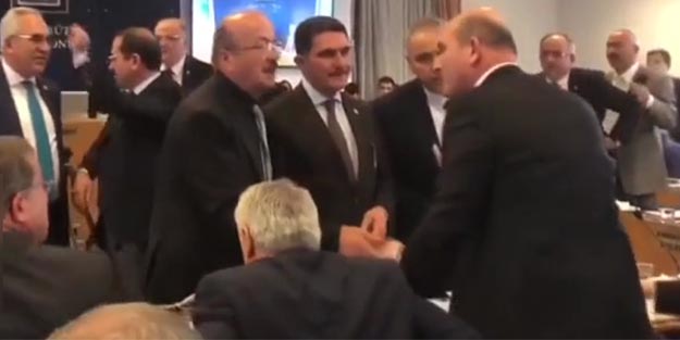 Soylu HDP'lilere haddini bildirirken Mehmet Bekaroğlu devreye girdi