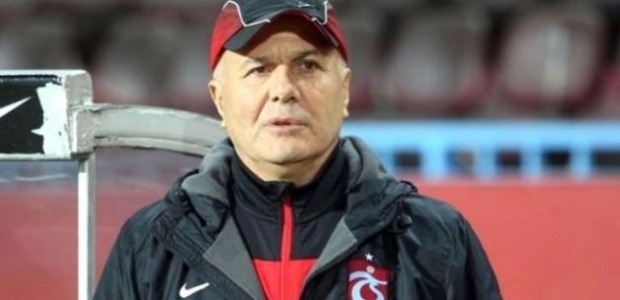 Soyunma odasında vedalaştı! Görevi bıraktı