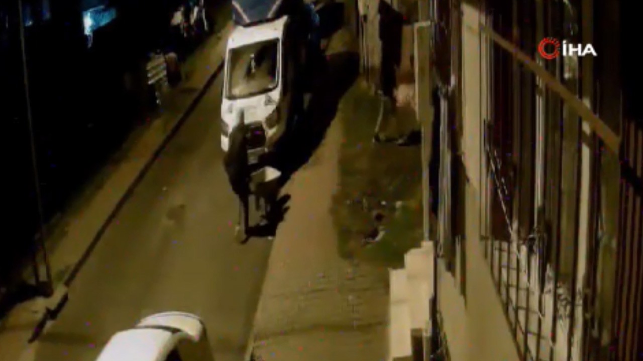 Soyup soğana çevirdiler! El arabasıyla gelip inşaat malzemelerini böyle çaldılar