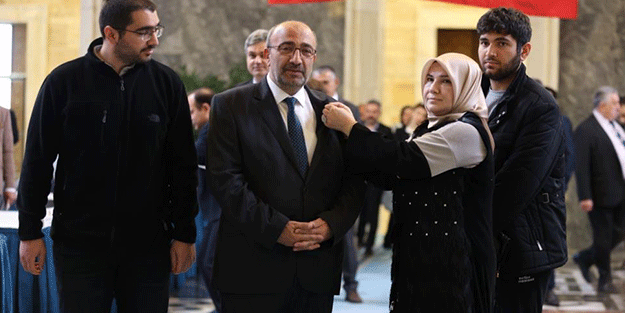 Söz vermişti, sözünü tuttu! AK Partili Ejder Açıkkapı ilk olarak iletişim bilgilerini paylaştı